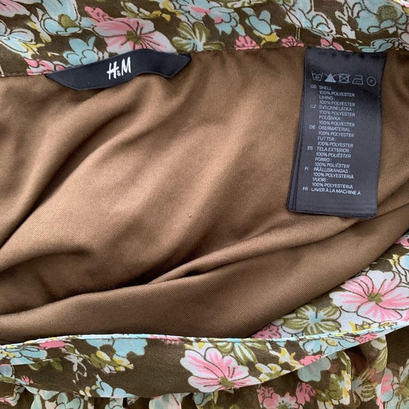 H&M Floral Maxi Skirt side Zipper size 6 - Picture 7 of 7